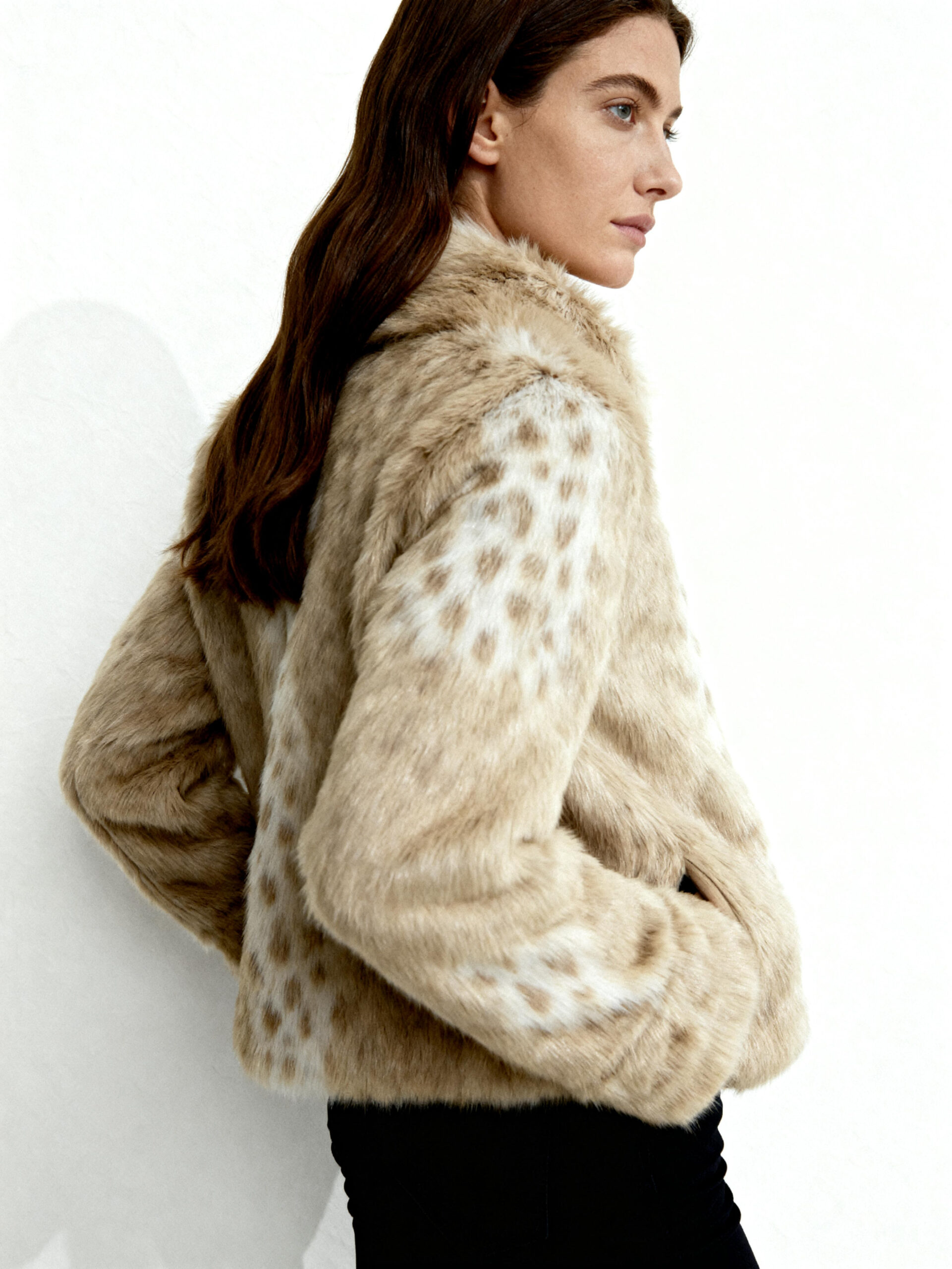 Spotted Lynx-Inspired Faux Fur Coat – Timeless Wild Elegance — image 3