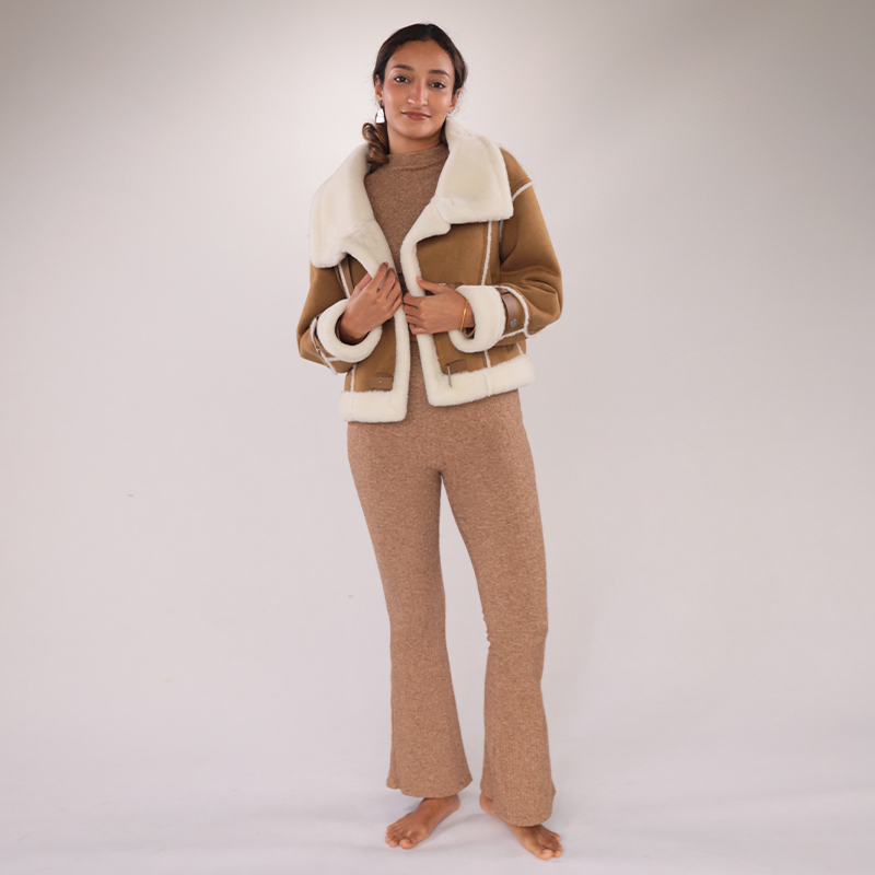 Faux Sheepskin Leather-Trimmed Women’s Jacket – Short Style — image 3