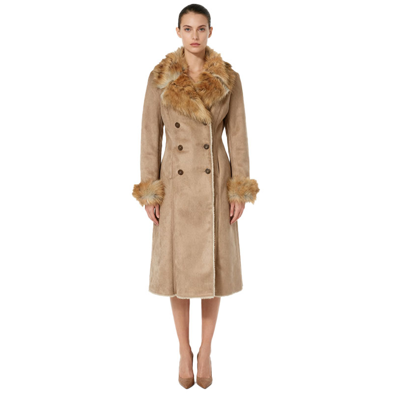 Elegant Long Wool Coat with Fox Fur Collar — image 2