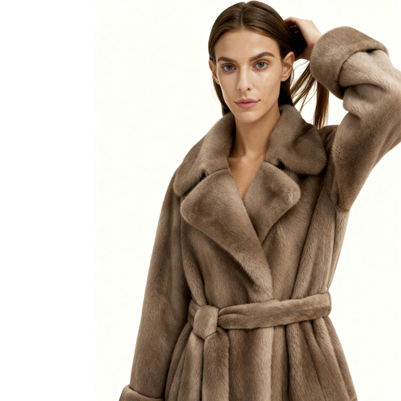 Luxurious Long Real Mink Fur Coat for Women — image 2