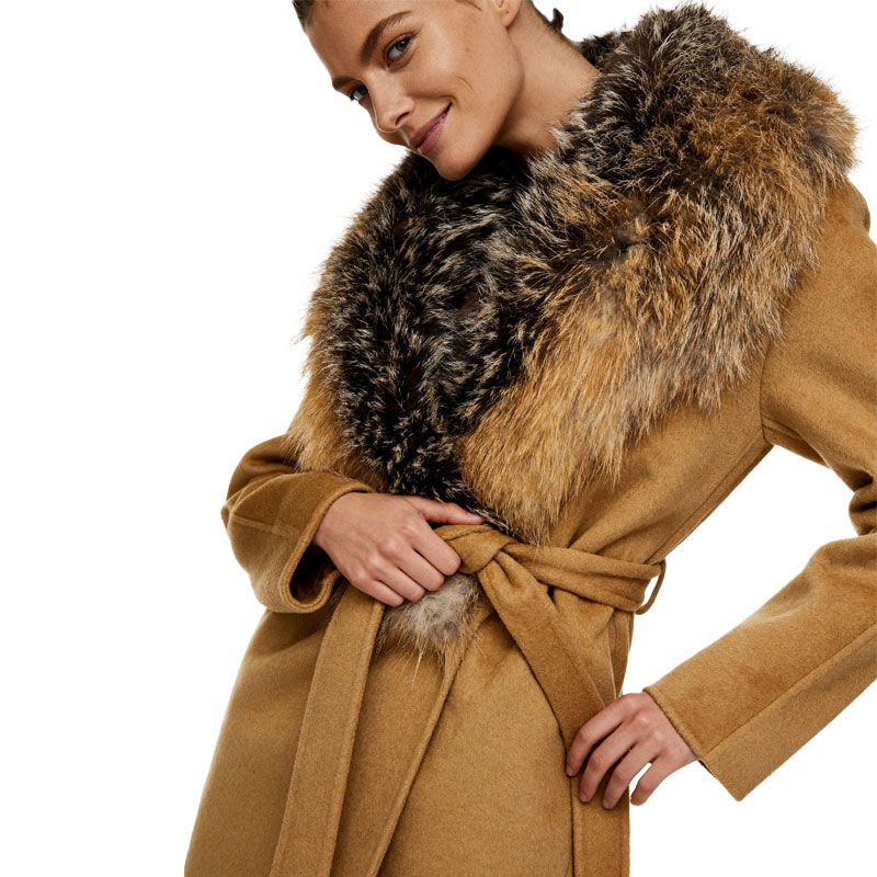 Elegant Camel Wool Coat with Natural Fox Fur Collar – Sophisticated Winter Outerwear — image 3