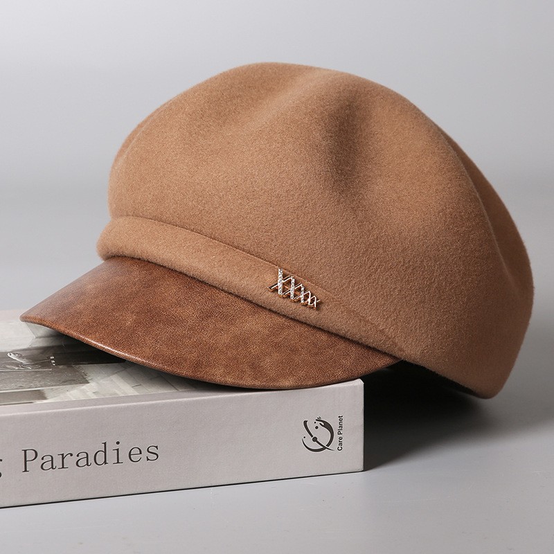 Classic Wool Beret Cap with Faux Leather Visor – Camel — image 5