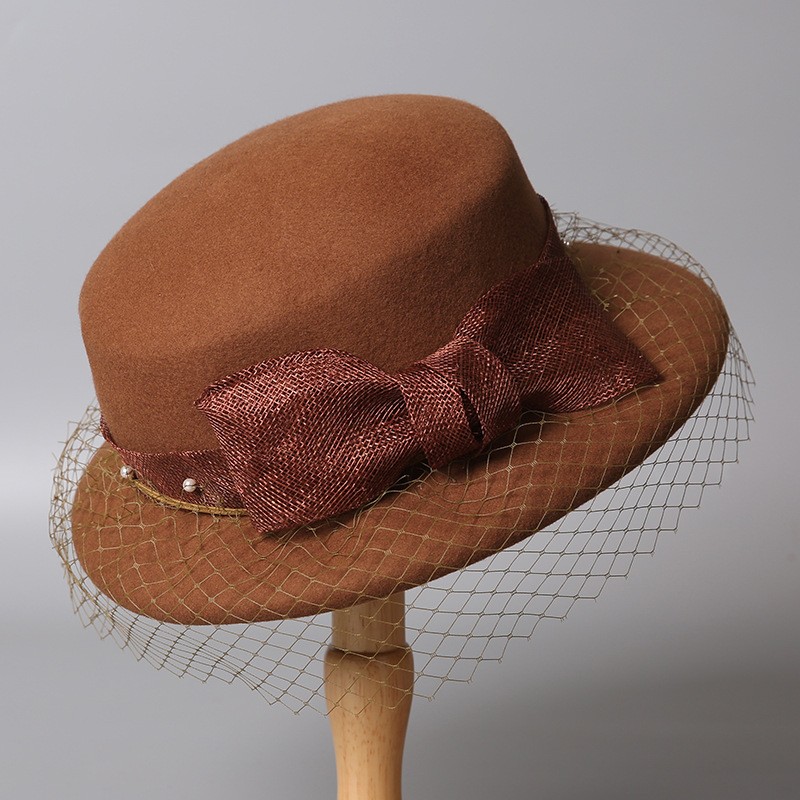 Retro Lace Wool Felt Bucket Hat with Veil Detail — image 4