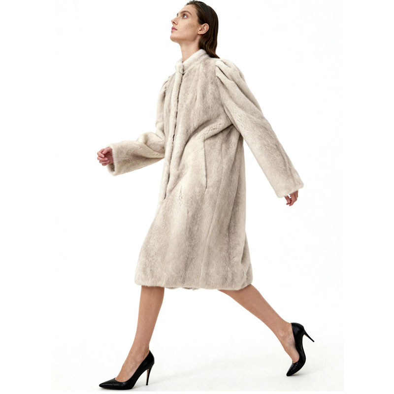 Elegant Long Mink Fur Coat – Natural Ivory White — image 3