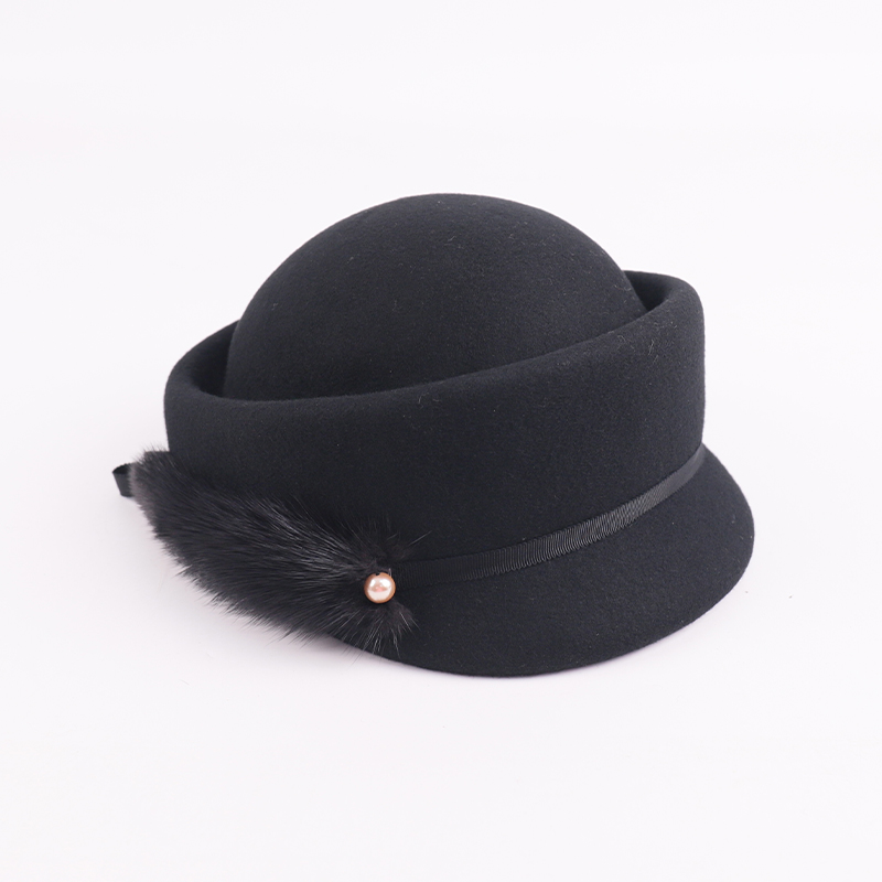 Classic 100% Wool French Beret – Timeless Style Reimagined — image 2