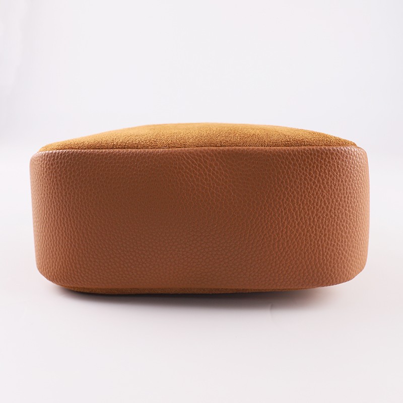 Faux Shearling Tote Crossbody – Cozy Winter Chic with a Touch of Retro — image 4