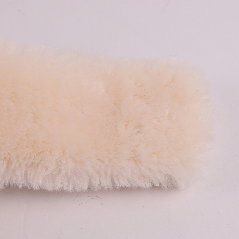 Faux Fur Collar with Genuine Leather Trim – Elegant Warmth with Luxe Details — image 4
