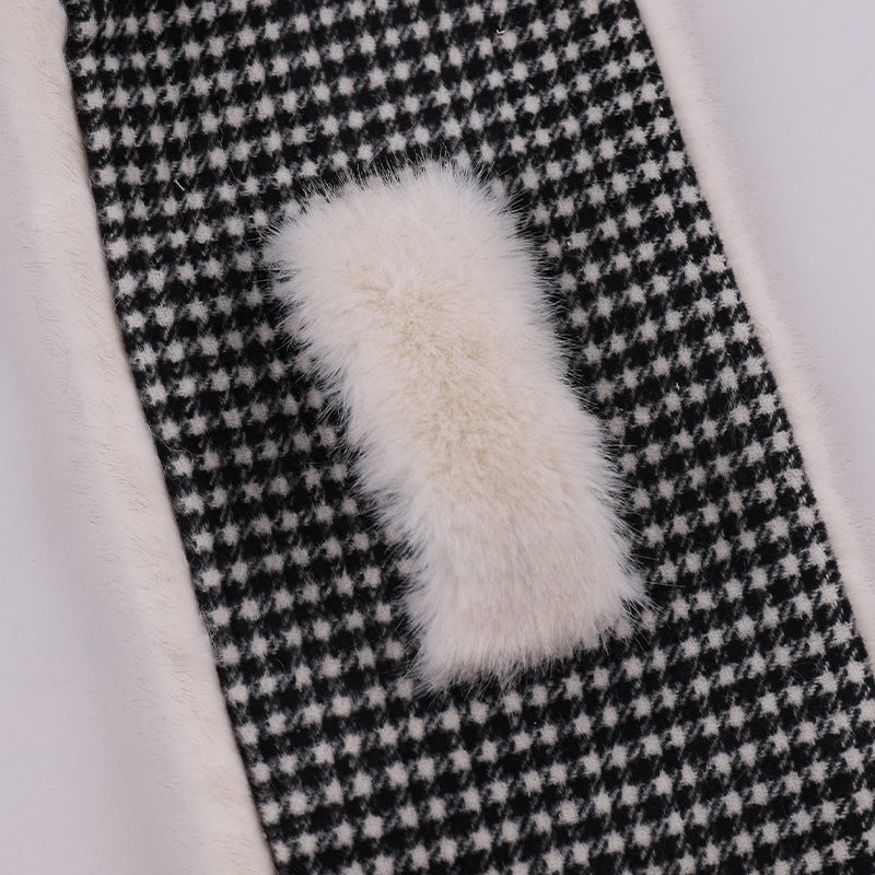 Wool Blend & Faux Fur Scarf – Classic Winter Elegance in 4 Timeless Styles — image 4