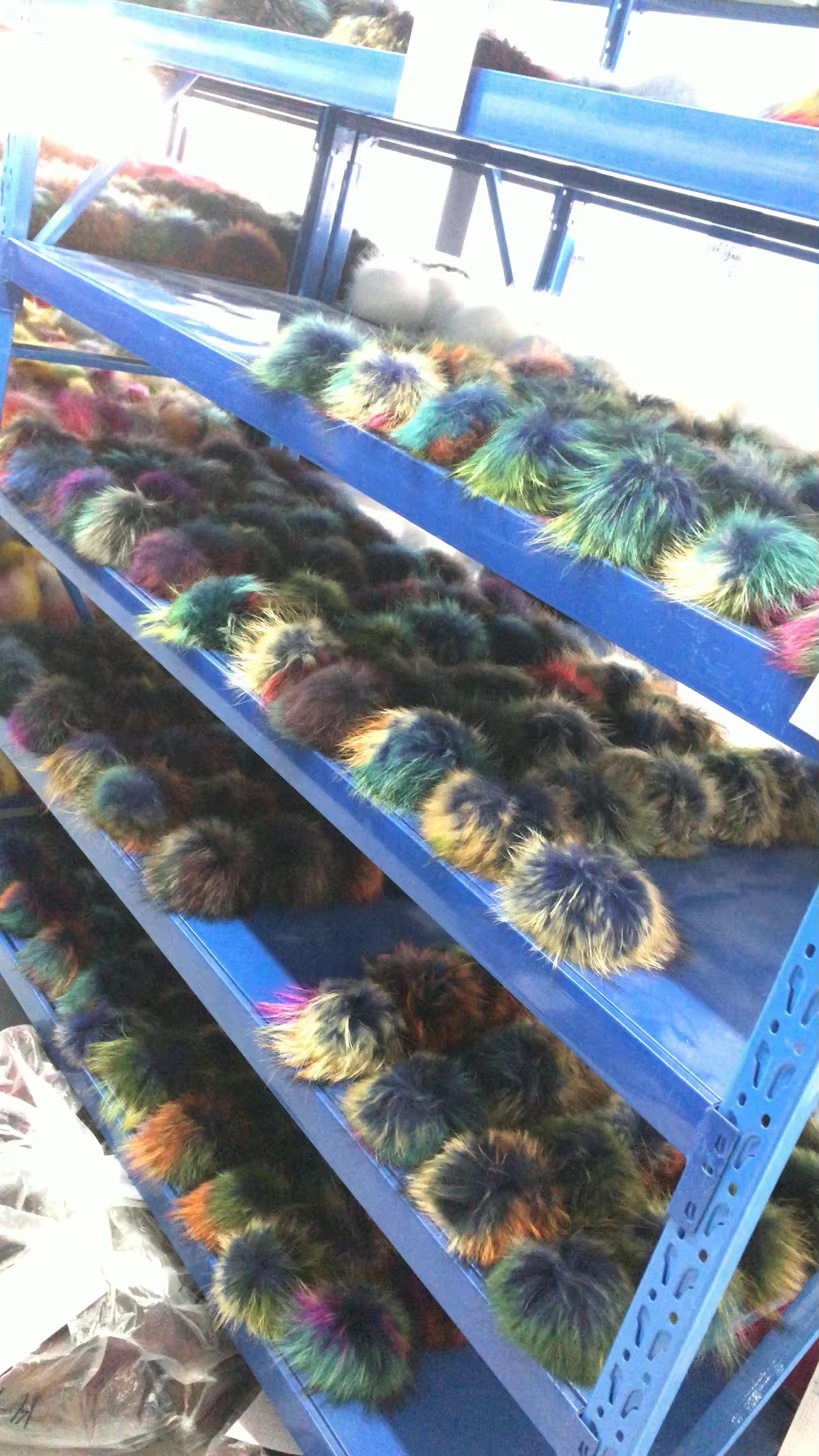 Handmade Premium fur pom poms Manufacturer in China — image 11