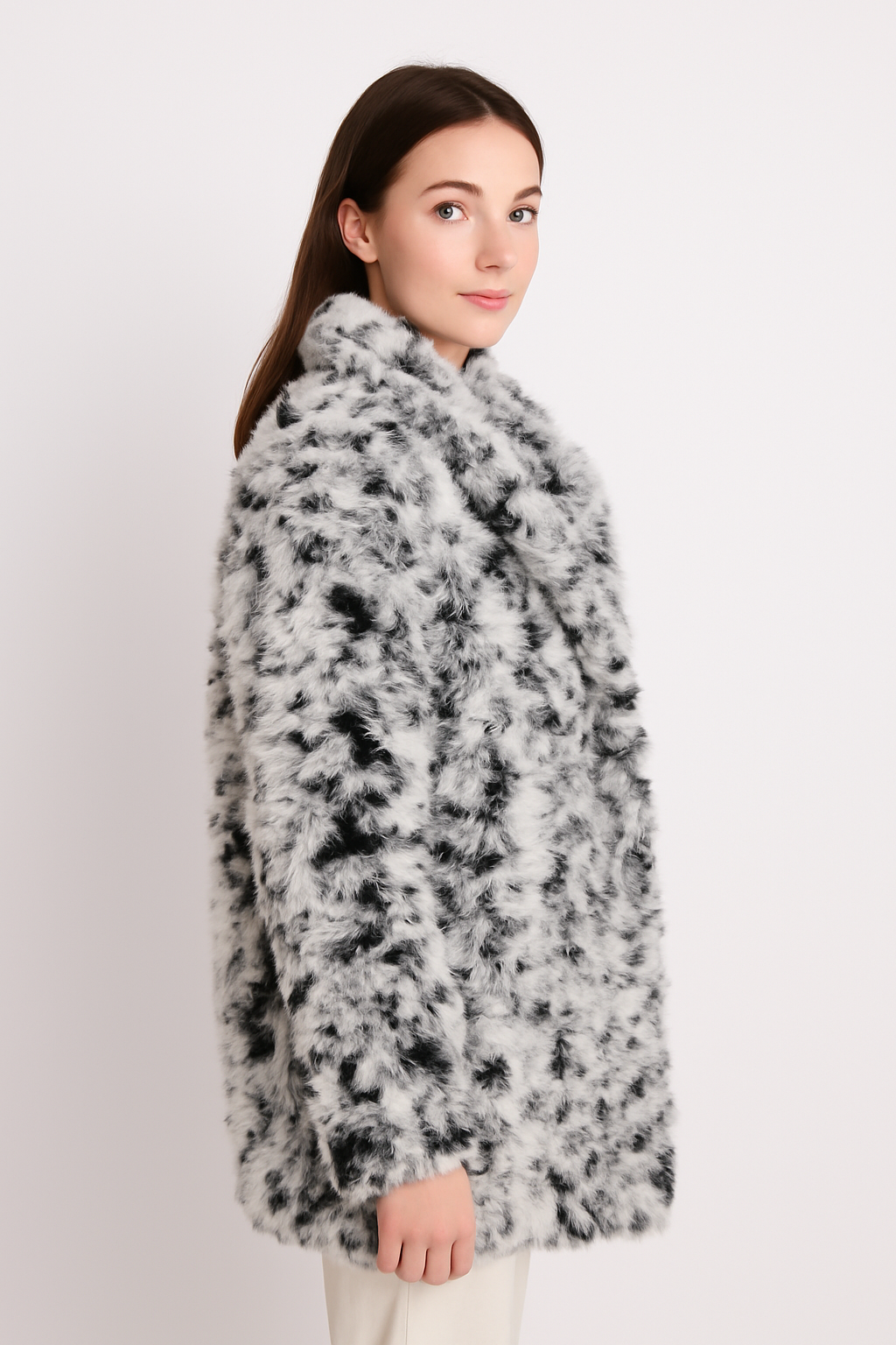 Monochrome Curly Lamb Fur Coat – Bold Winter Statement Piece — image 2