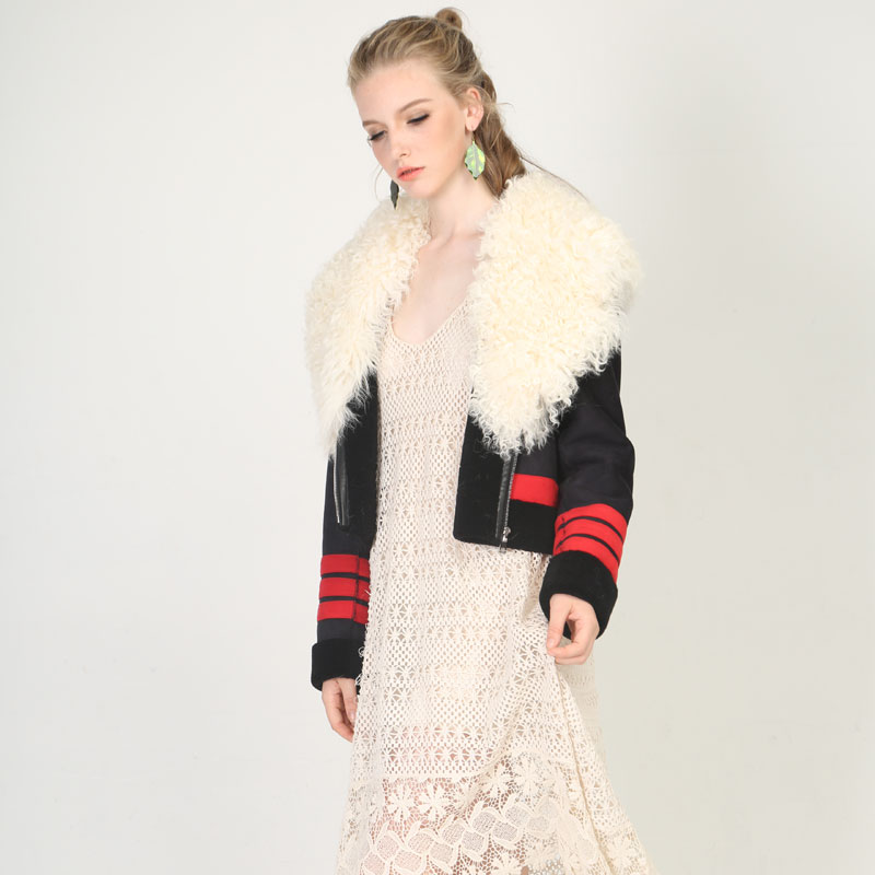 Short Aviator-Style Real Shearling Jacket with Bold Red Accents — image 3