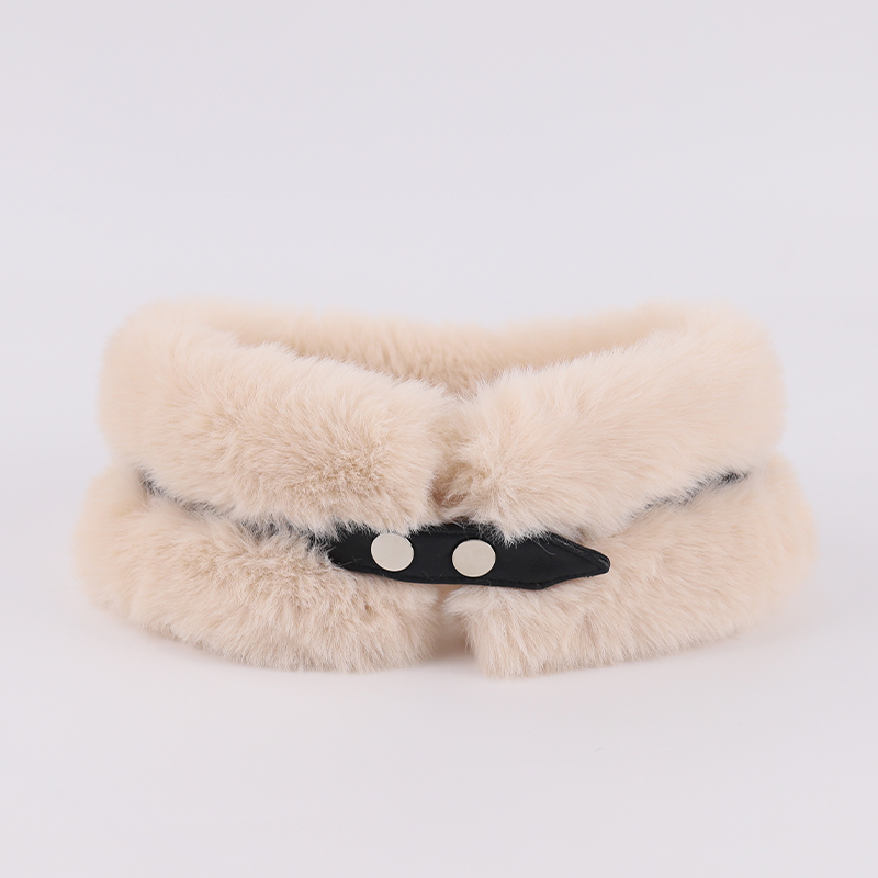 Faux Rex Rabbit Fur Neck Warmer with Leather Buckle – Luxe Comfort for Chilly Days — image 2