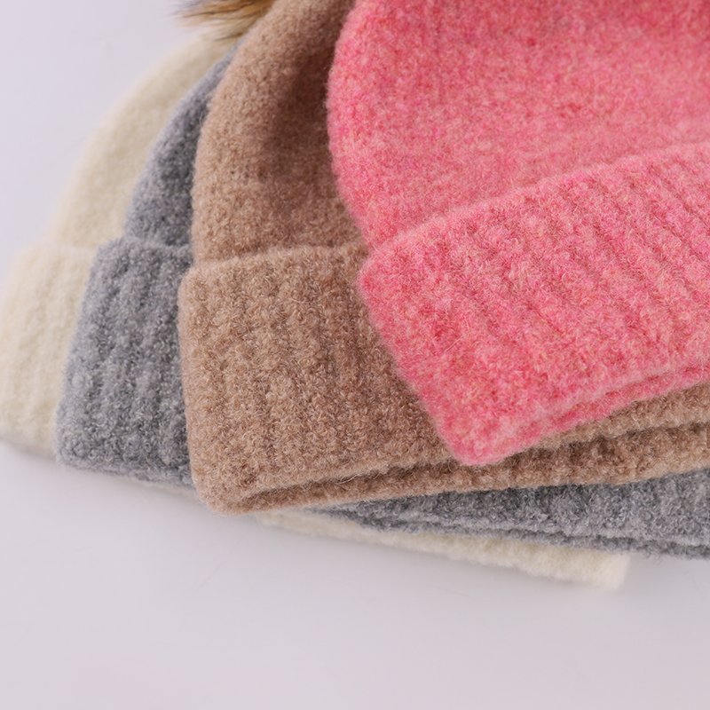 Genuine Raccoon Fur Pom Hat & Scarf Set – Soft Stretch Knit for Cozy Winter Wholesale — image 2