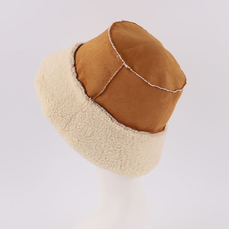 Reversible Faux Shearling Bucket Hat – 2-in-1 Cozy Chic for Winter Days — image 4