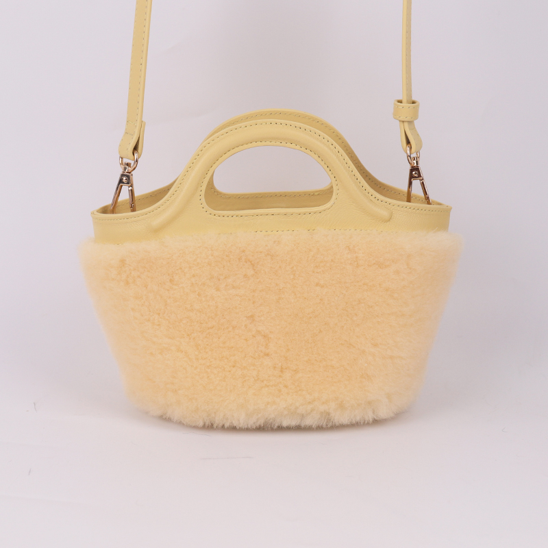 Wool & Leather Mini Tote – Cozy Elegance in Colorful Minimalist Form — image 4