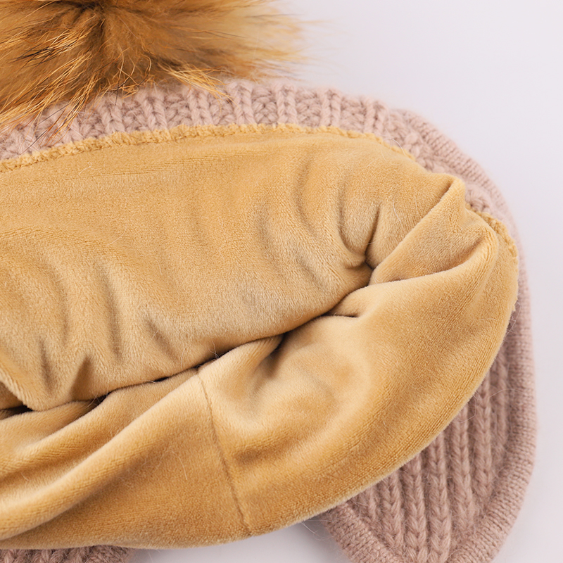 Genuine Raccoon Fur Pom Earflap Hat – Cozy Elegance for Winter Days — image 4