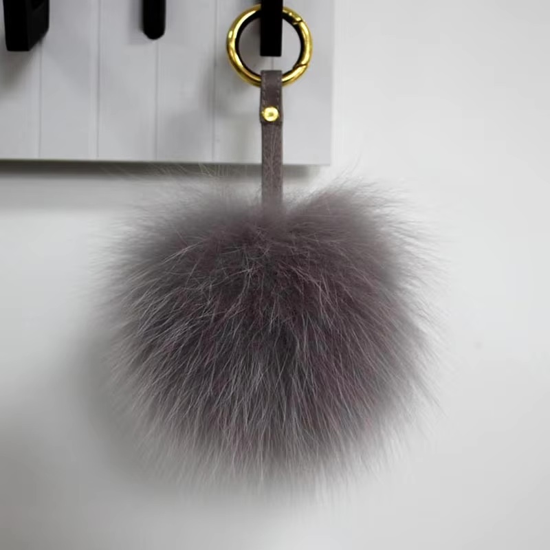 Custom Fox Fur Pompoms -Luxury Hat & Accessory Toppers for OEM/ODM — image 6