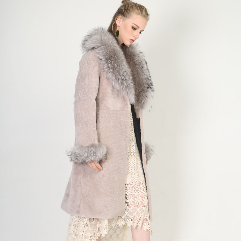 Luxury Shearling Coat with Real Raccoon Fur Collar – Elegant Winter Essential — image 2
