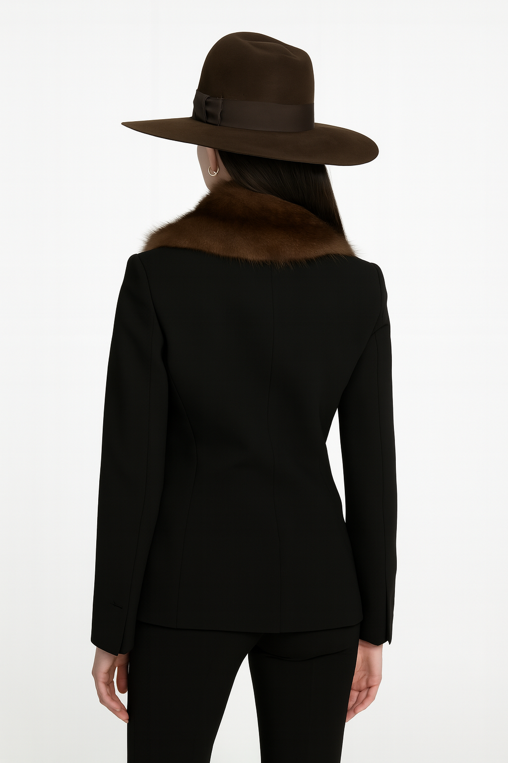 Tailored Wool Blazer with Faux Mink Collar –  Meets Luxe Precision — image 4